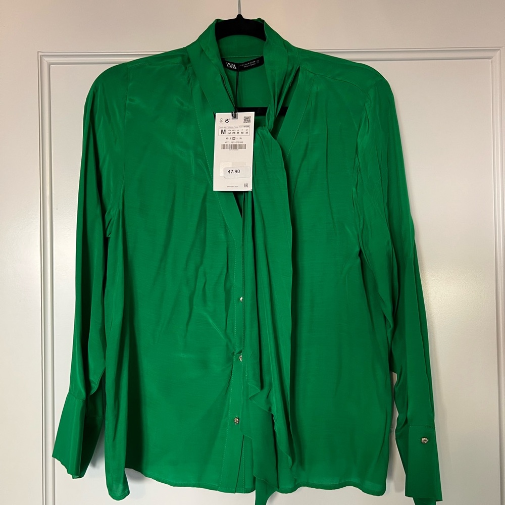 NWT Zara Button Up Satin Blouse - Green